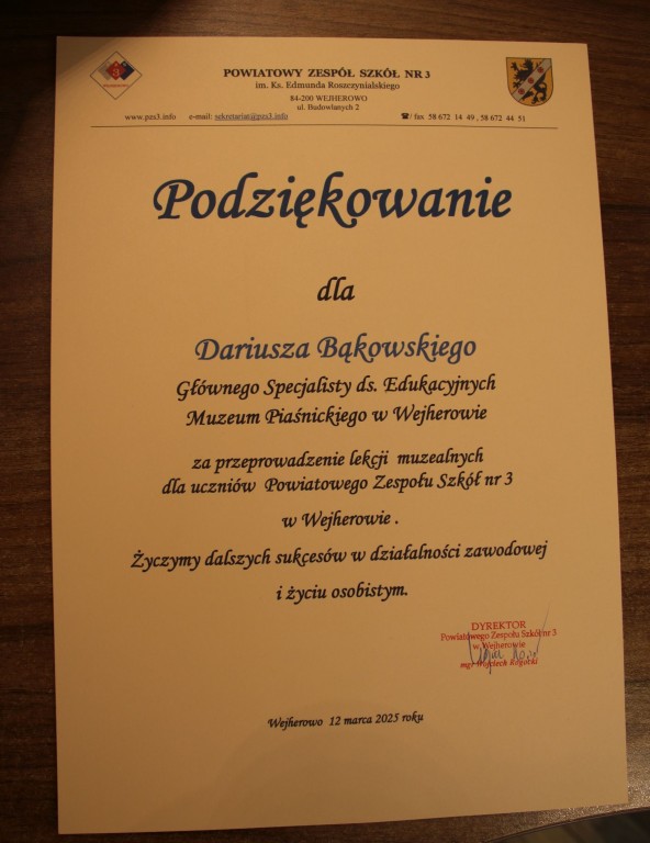 podziękowanie dla Dariusza Bąkowskiego od szkoły