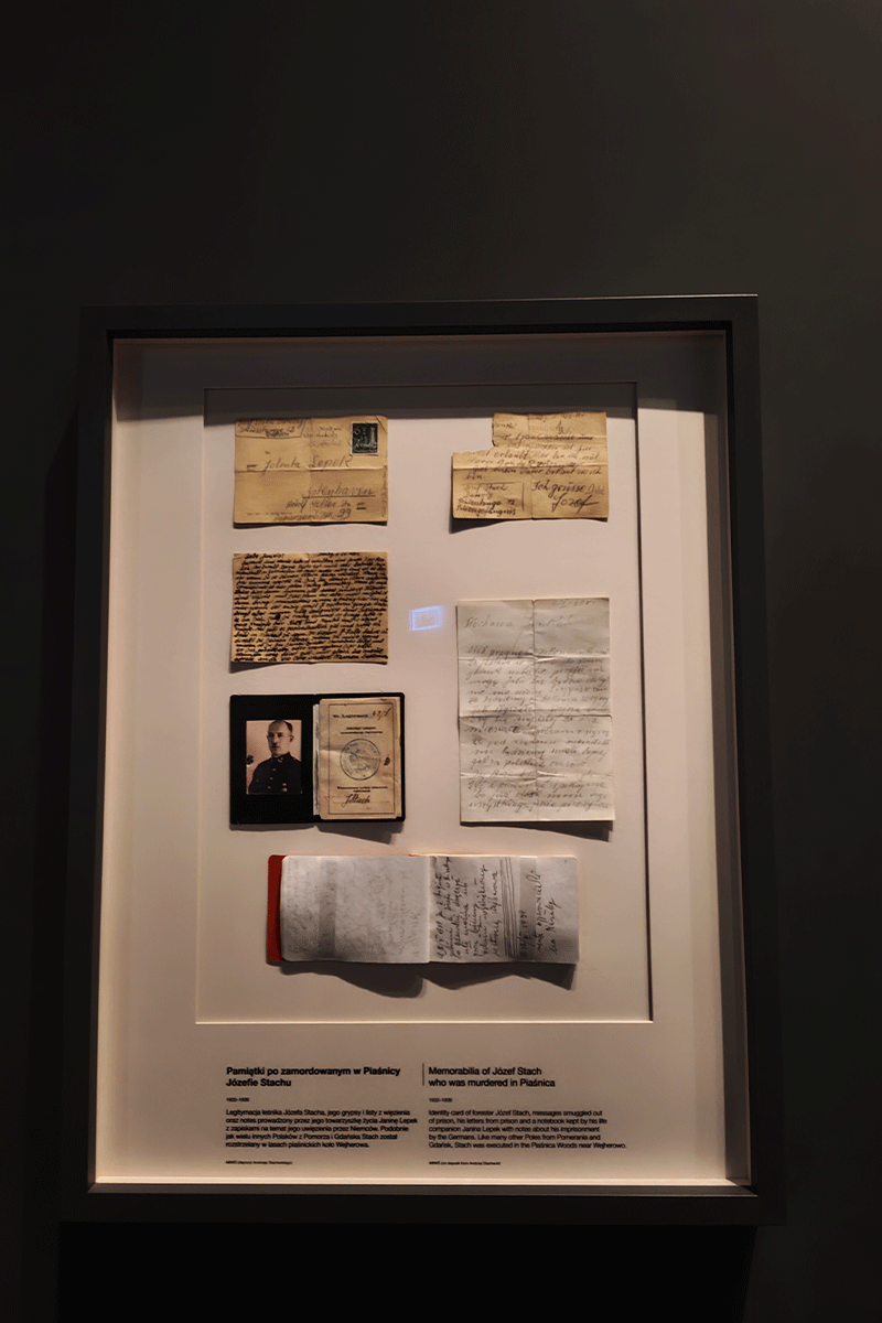 Pamiątki po Józefie Stachu na wystawie w Muzeum II Wojny Światowej w Gdańsku