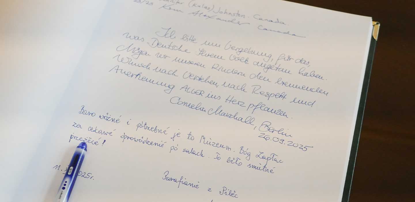 Gästebuch des Piaśnica-Museums