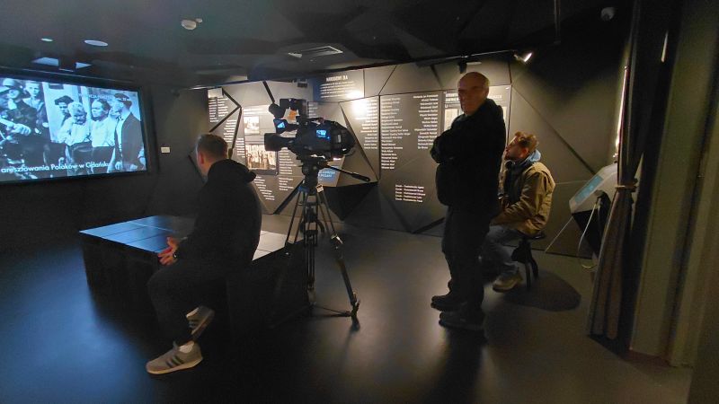 ekpa TVP Historia nagrywa materiał do programu w Muzeum Piaśnickim