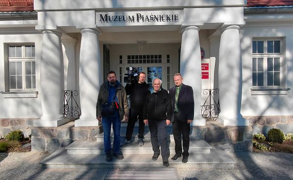 kronika zwiadowców historii